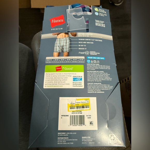 Hanes Premium Stretch Boxers - 4 Pack of Blues and Blacks - Picture 2 of 2